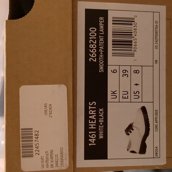 Dr. Martens 1461 HEARTS shoes size 8 US EU 39 🎉host pick🎉 - Picture 13 of 13